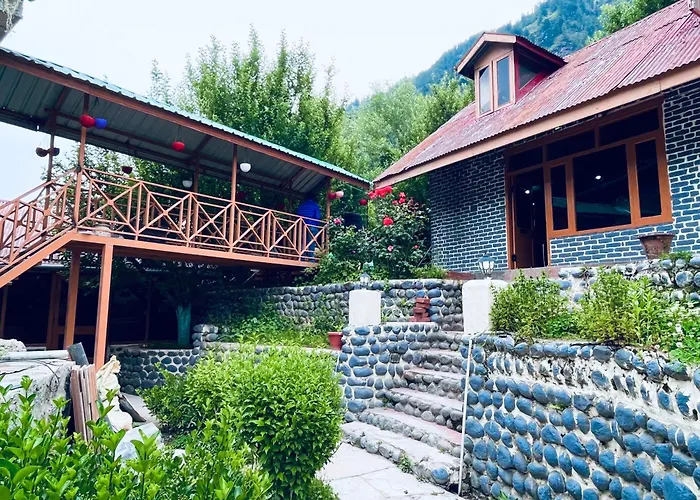 Bentenwood Resort - A Beutiful Scenic Mountain & River View